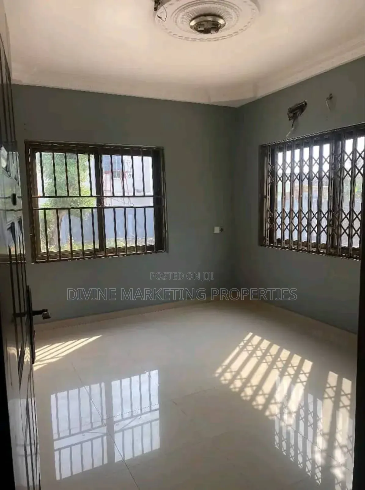4bdrm House in Dansoman for sale