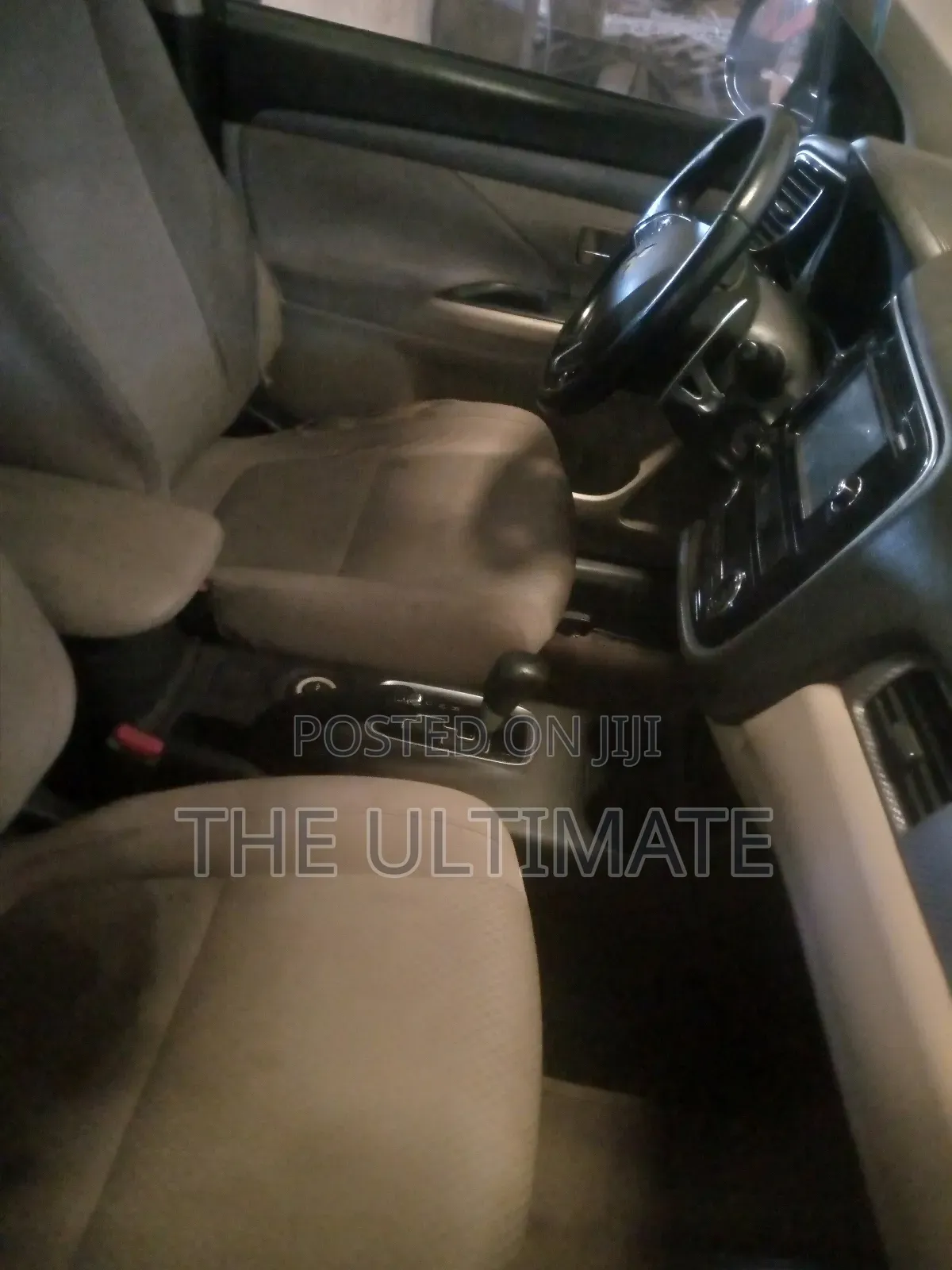 Mitsubishi Outlander 2022 Brown