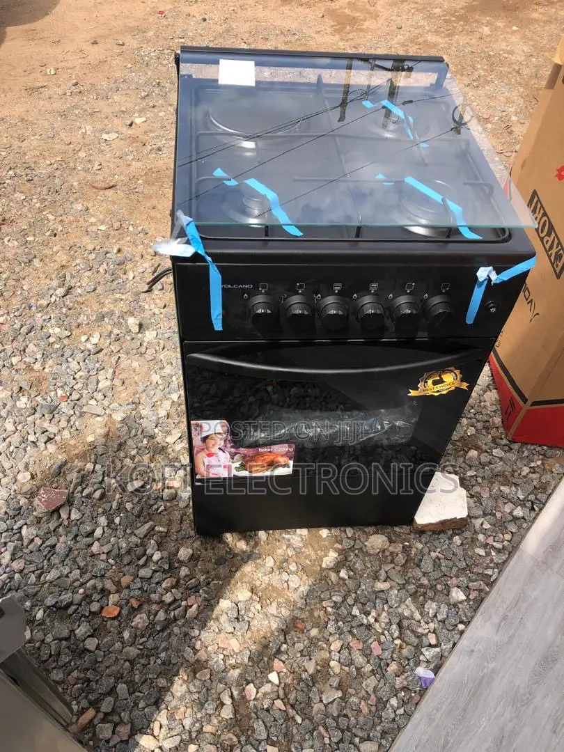 Volcano Sleek Black 4-Burner Performance-Driven Cooker