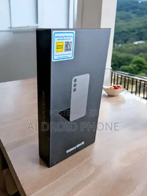 New Samsung Galaxy S24 FE 128 GB Black
