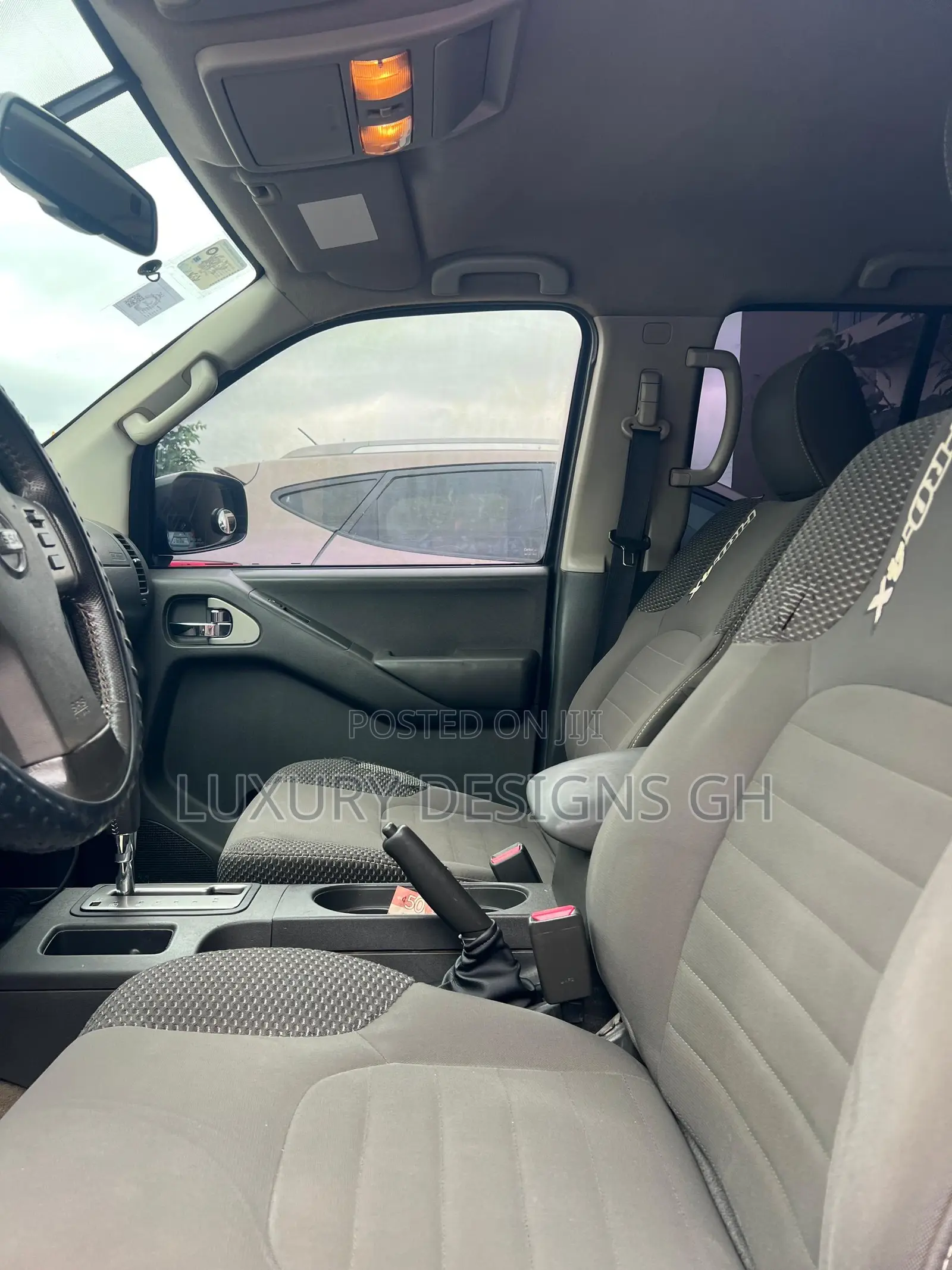 Nissan Frontier 2014 Black