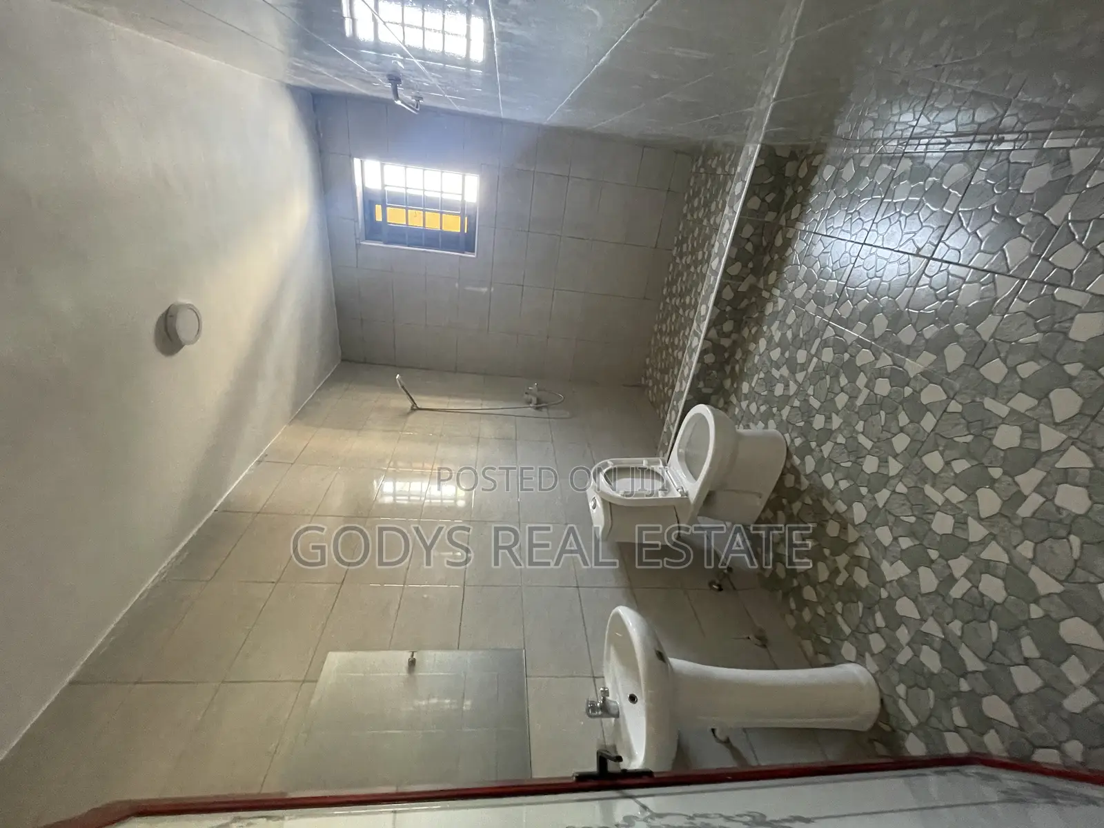 1bdrm Apartment in Tuba, Ga South Municipal for rent