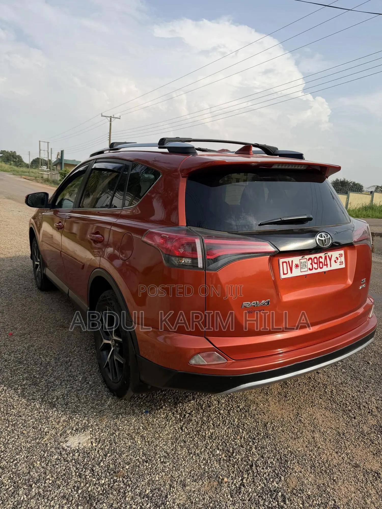 Toyota RAV4 SE AWD (2.5L 4cyl 6A) 2017 Red