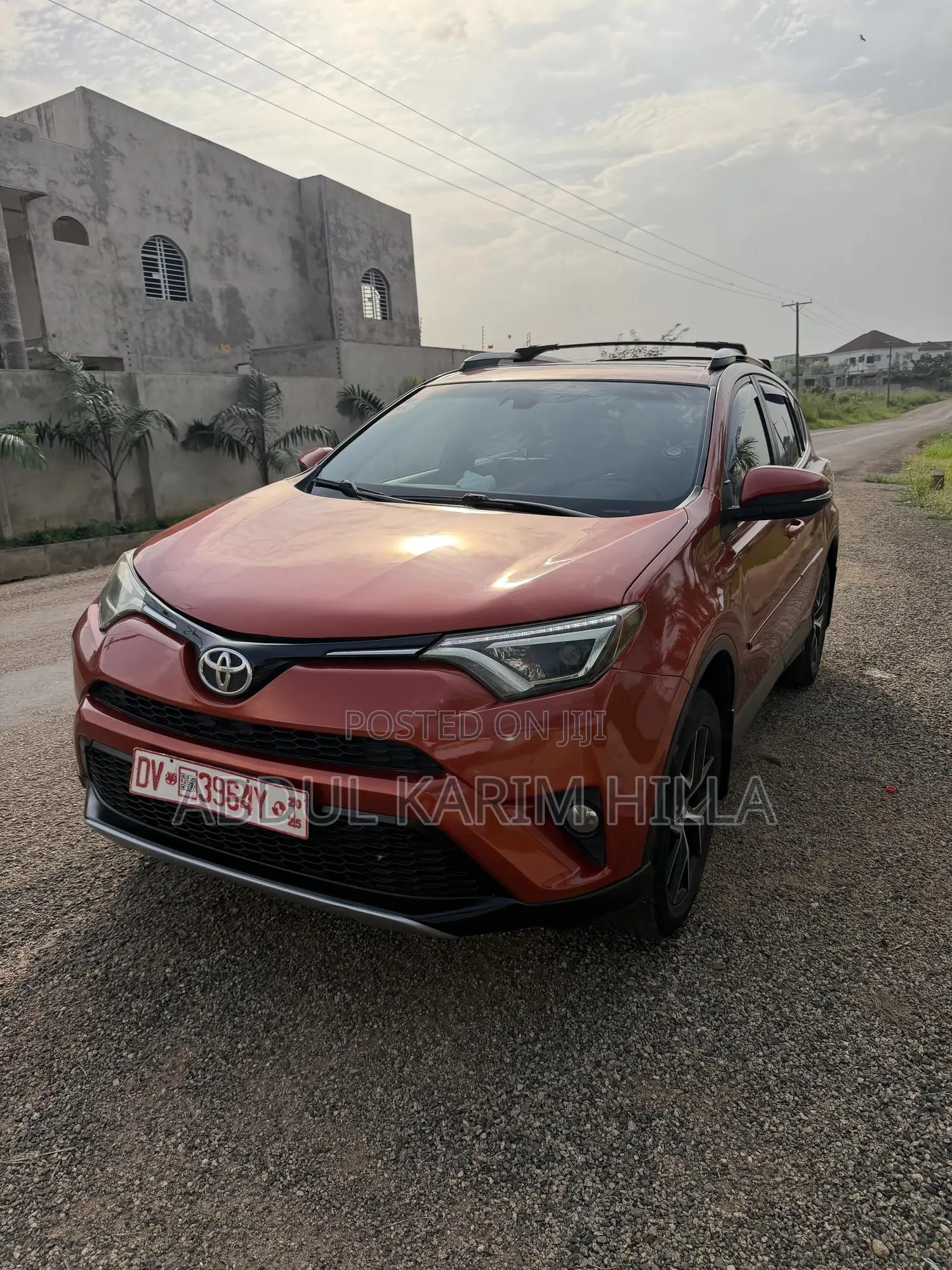 Toyota RAV4 SE AWD (2.5L 4cyl 6A) 2017 Red