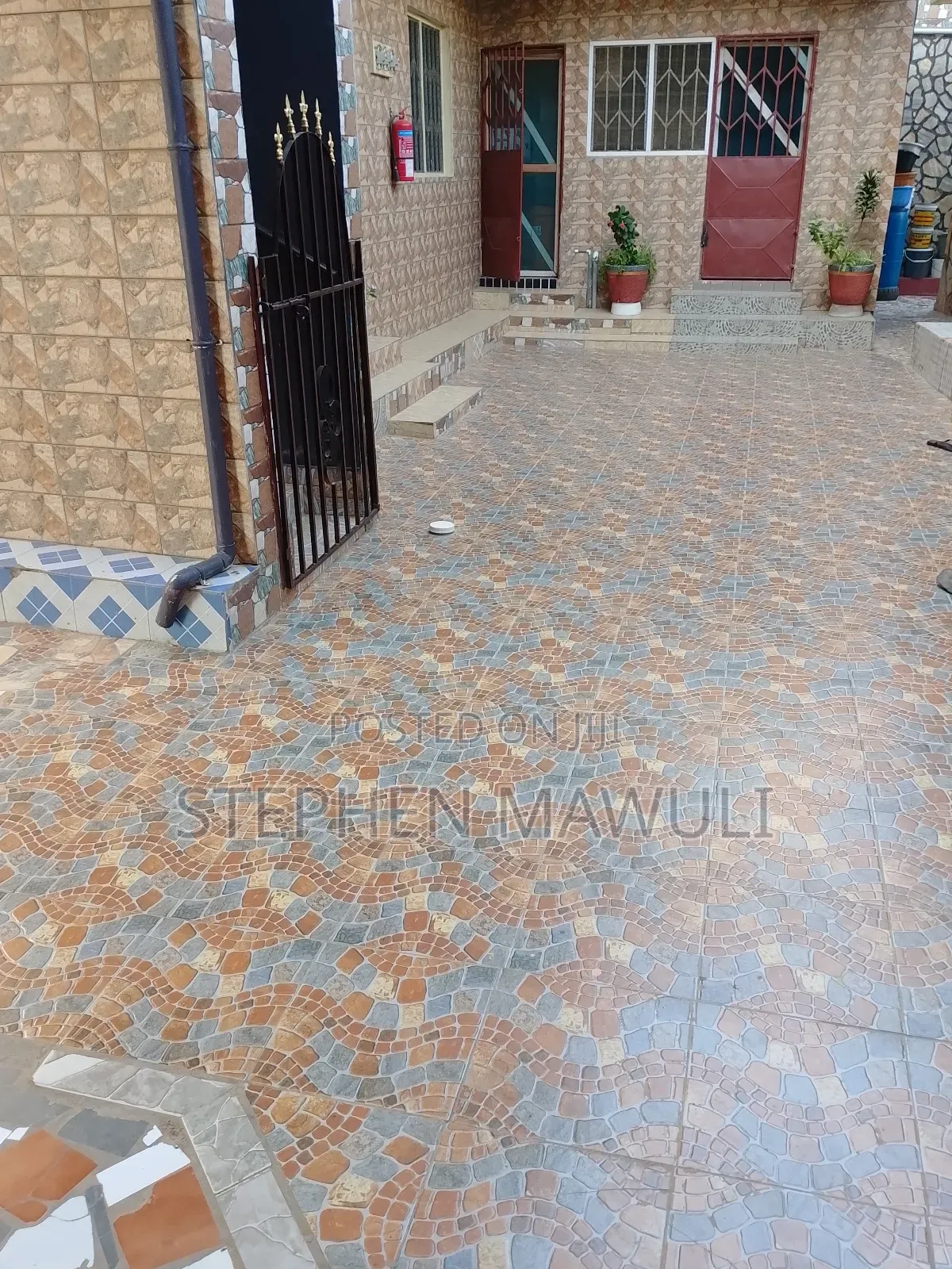 1bdrm Apartment in Weija Market for rent