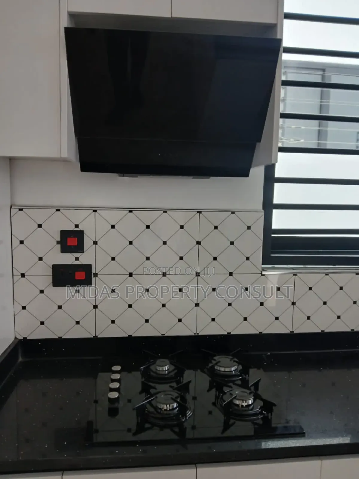 4bdrm House in East Airport, Manet Junction for sale