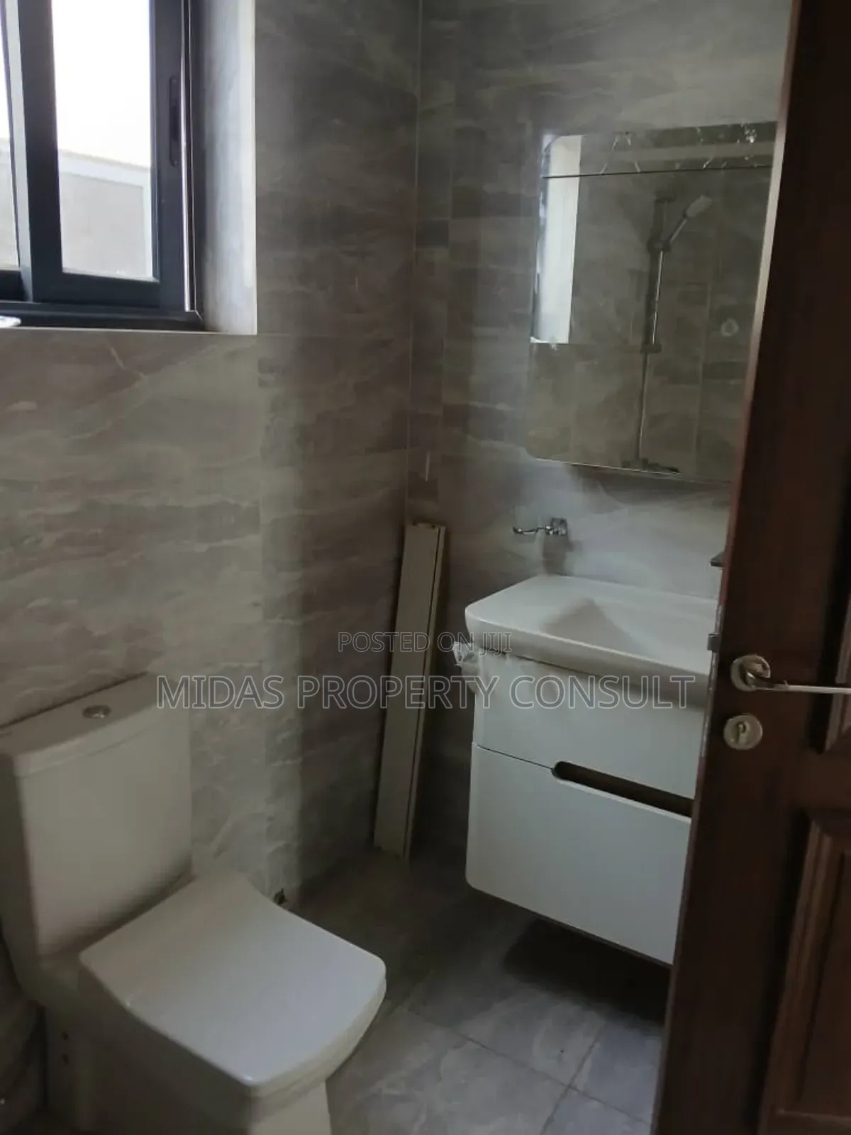 4bdrm House in East Airport, Manet Junction for sale