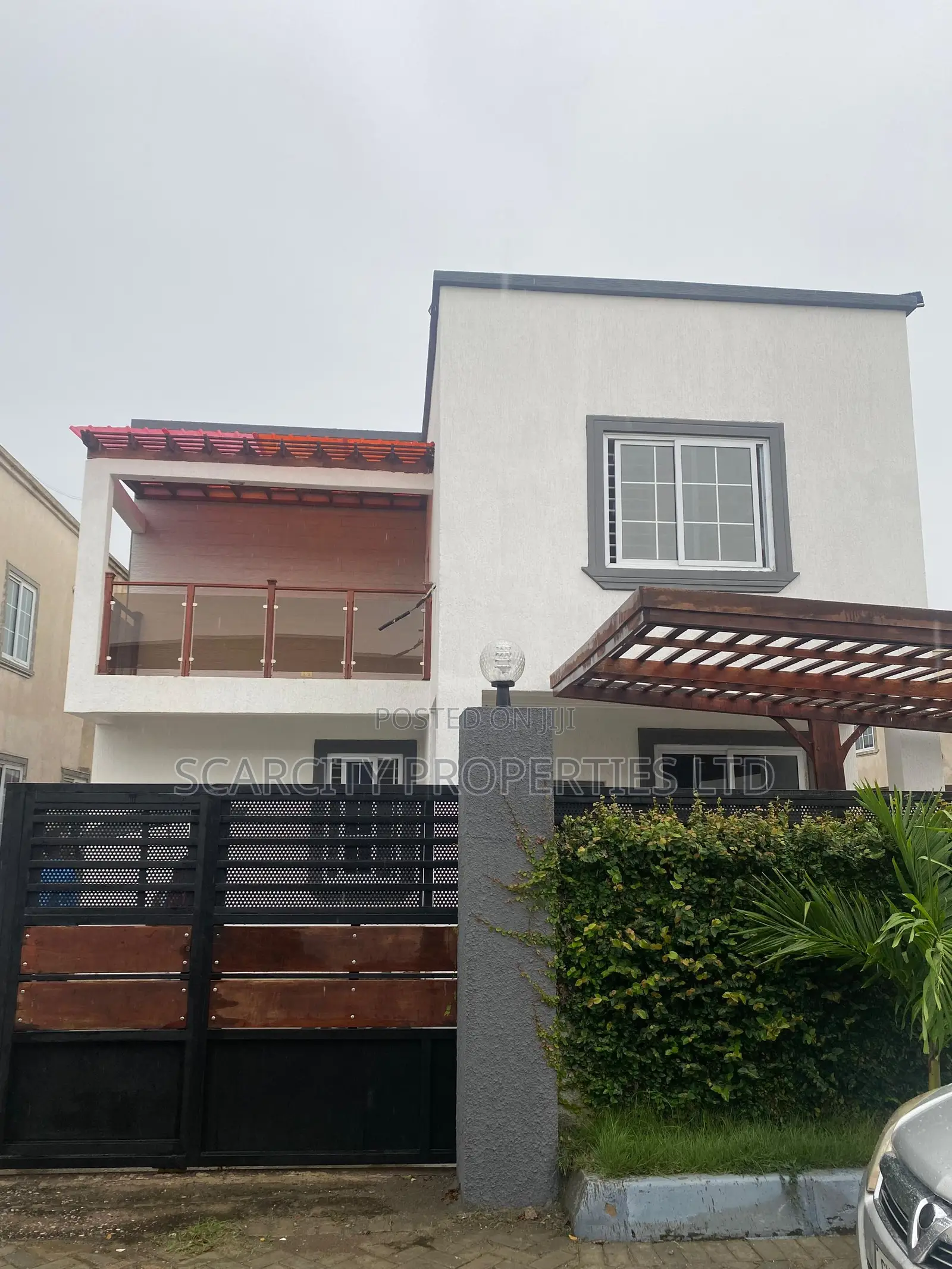 3bdrm House in A&C Mall Area for sale