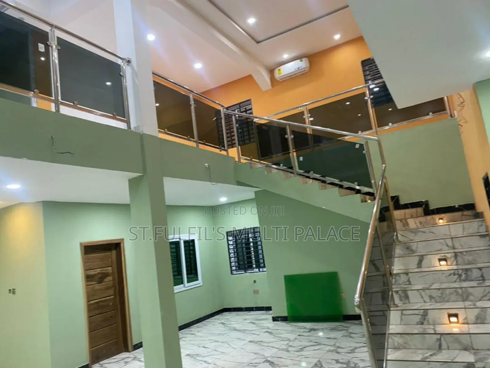 5bdrm House in Hatso, Haatso for sale