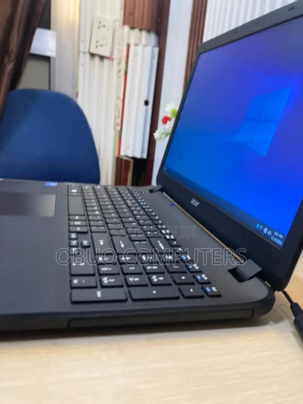 Laptop Acer 4GB Intel HDD+SSD 500GB