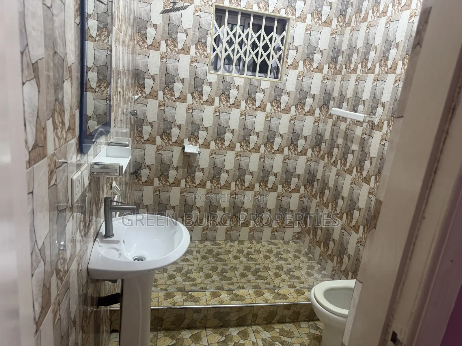 2bdrm Apartment in Adenta Medi-Moses for rent