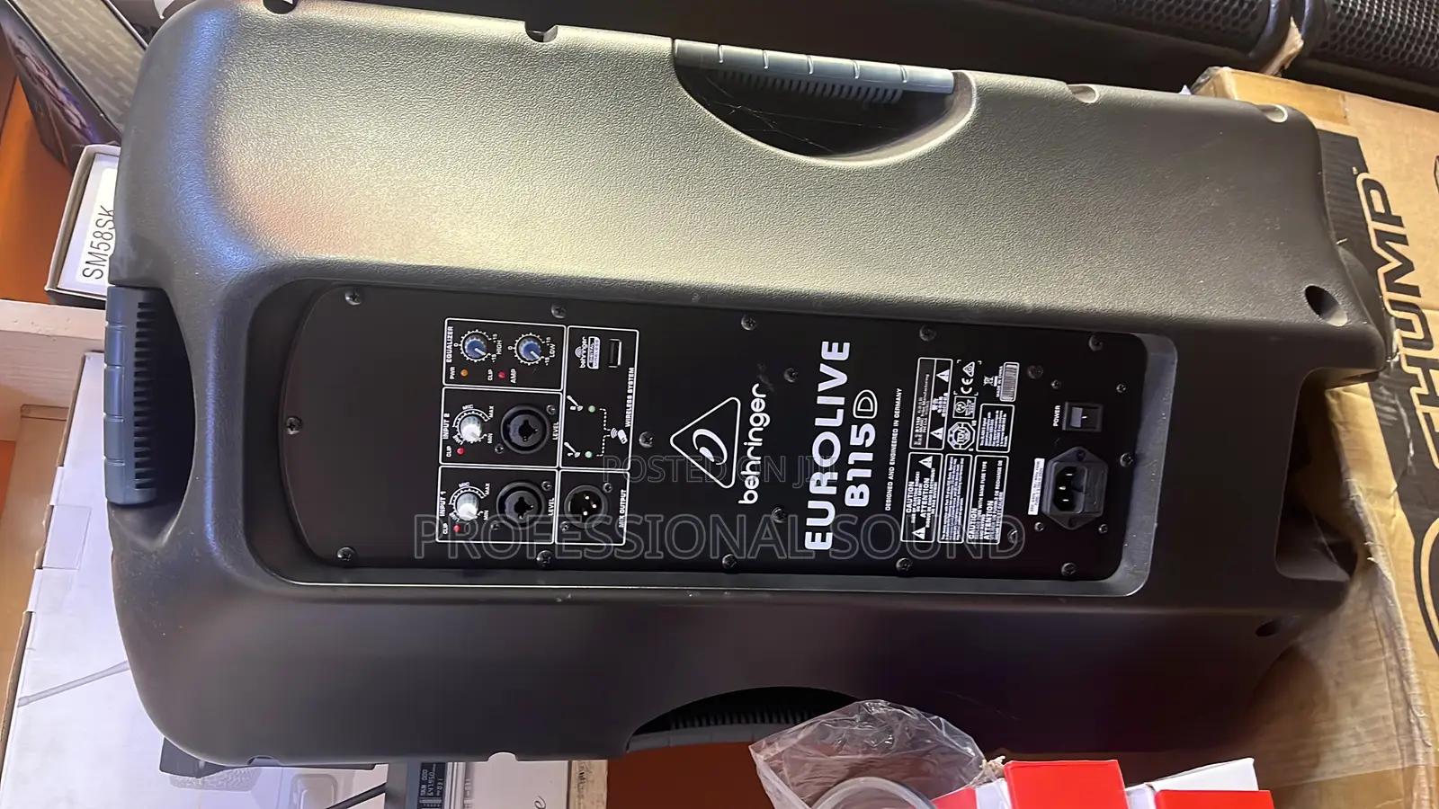 Behringer Eurolive B115d Active Pa Speaker System.