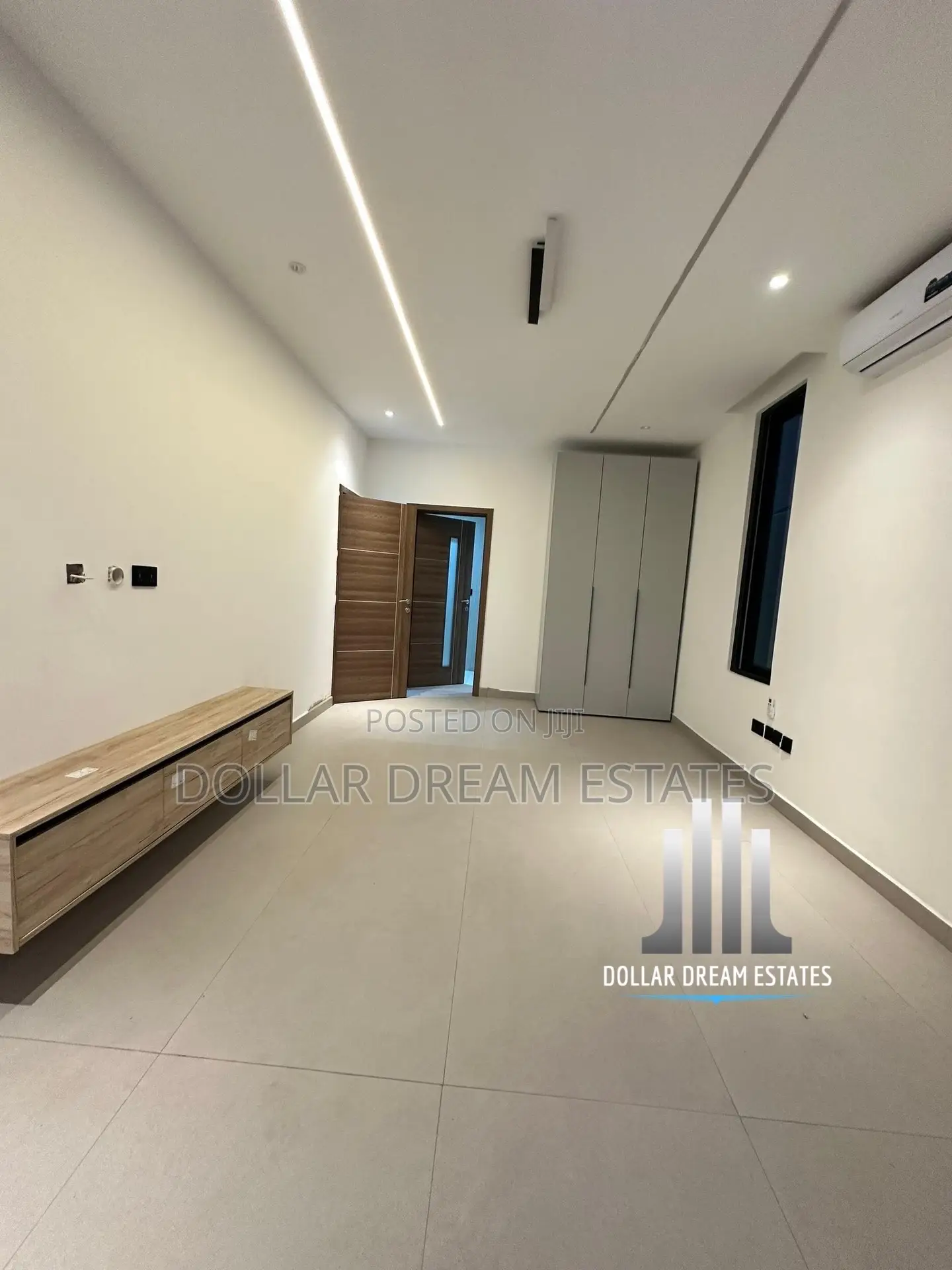 4bdrm House in Ashaley Botwe for sale