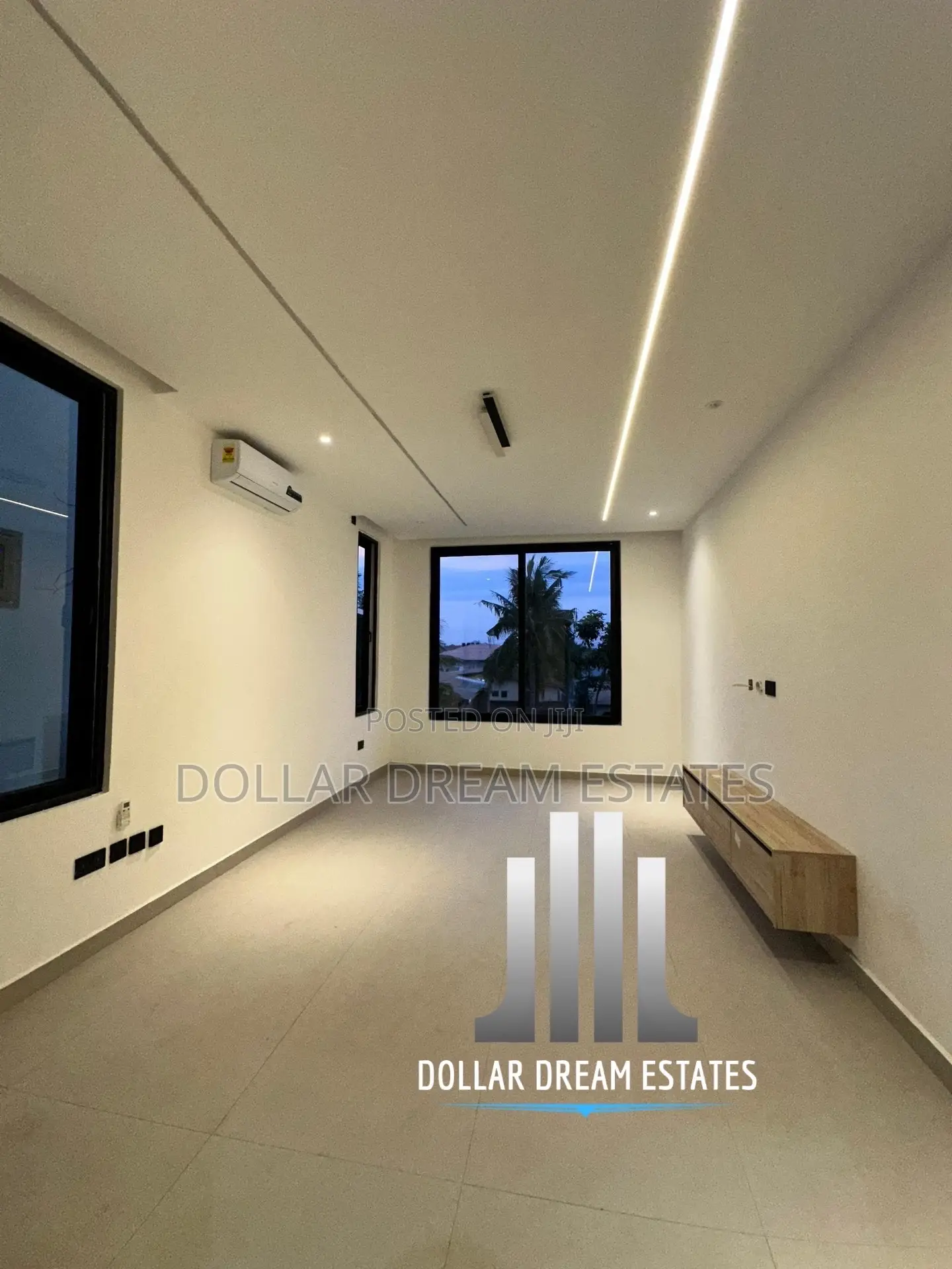 4bdrm House in Ashaley Botwe for sale