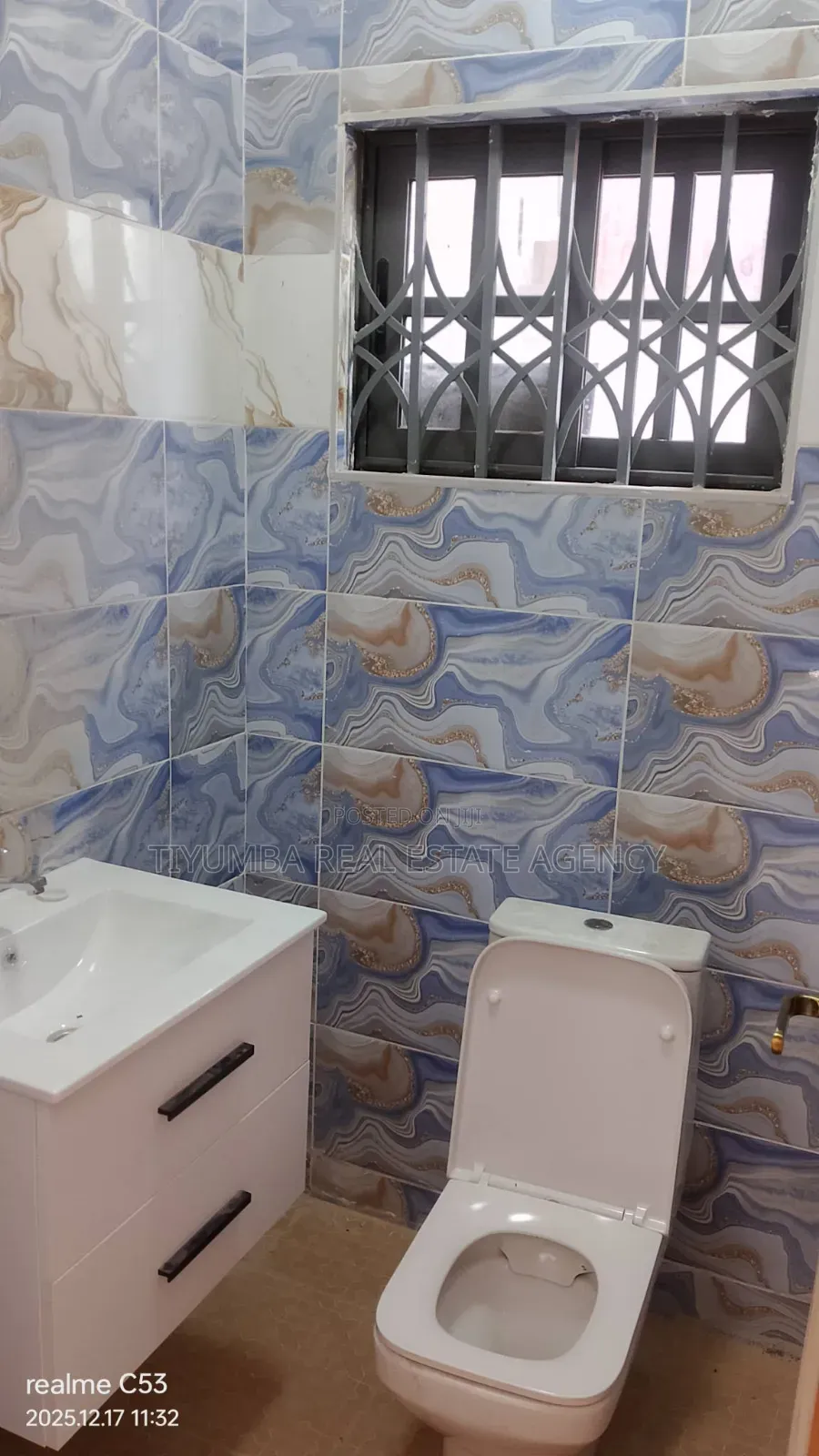 Shop for Rent at East Legon