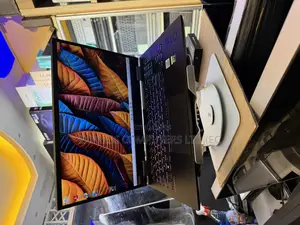 Laptop HP Envy 15-Ep0xxx 32GB Intel Core I7 SSHD (Hybrid) 1T