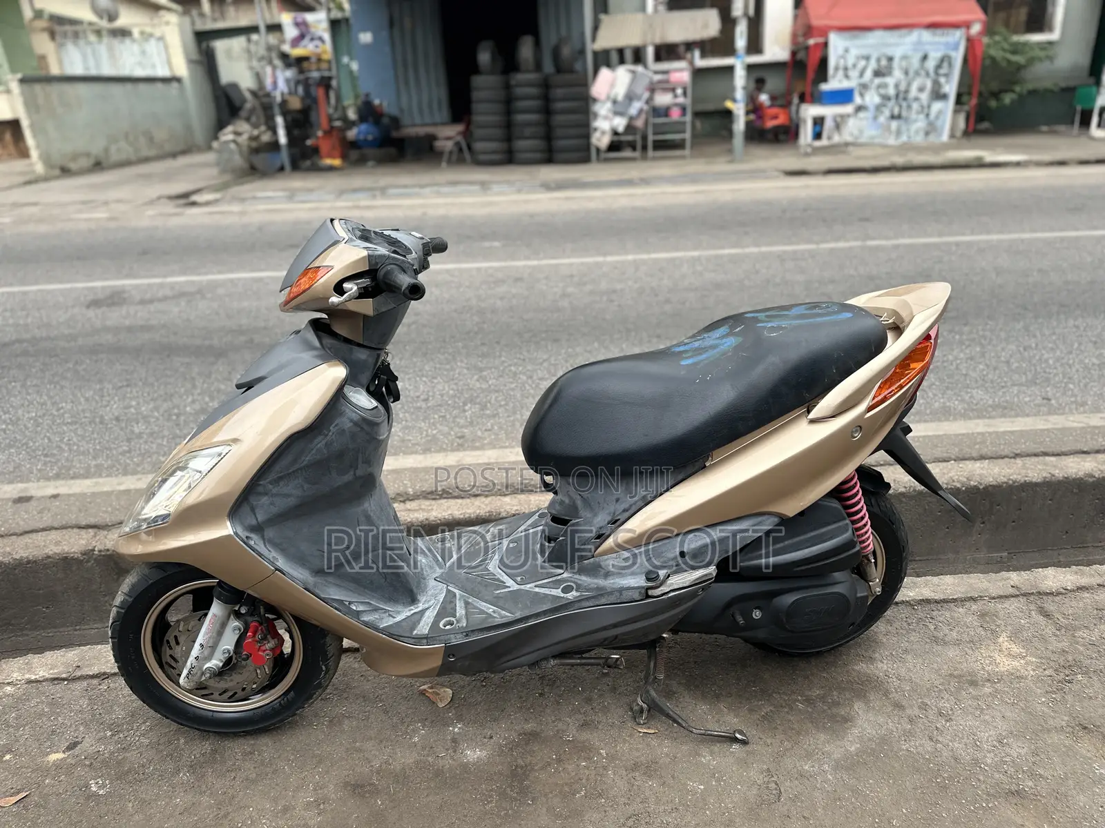 SYM Jet 2019 Yellow
