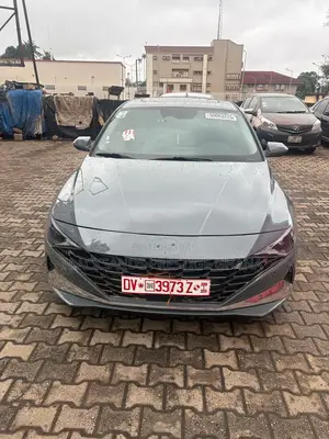Hyundai Elantra Limited 2021 Gray