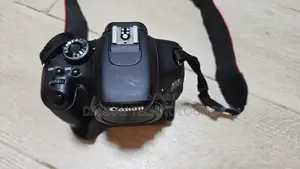 Canon Eos 600d 18mp Cmos Digital Slr Camera With Ef-s 18-55mm Lens