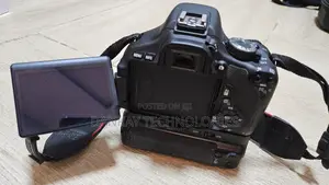 Canon Eos 600d 18mp Cmos Digital Slr Camera With Ef-s 18-55mm Lens