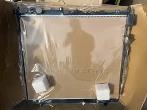Toyota Tundra 2022, 2023, 2024 ,2025 Radiator / Water Tank