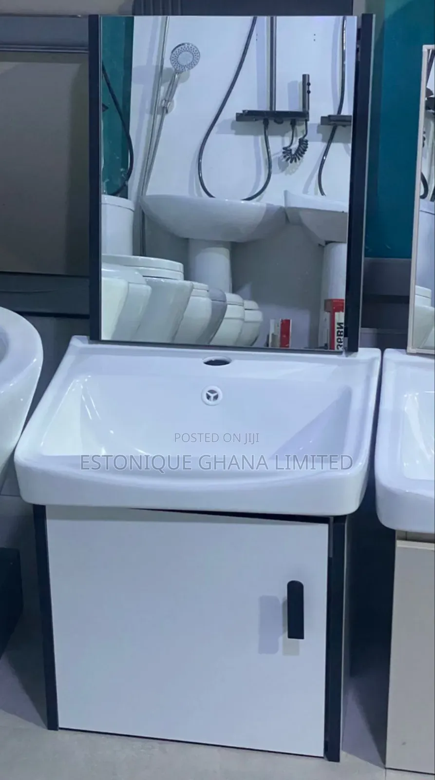 Cabinet Basin