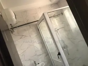 2bdrm Apartment in East Legon, A&C Mall Area for rent