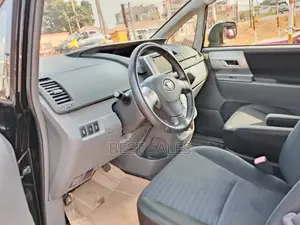Toyota Voxy 2010 Black