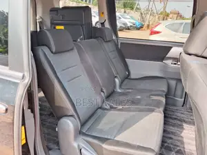 Toyota Voxy 2010 Black