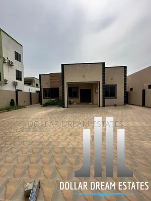 4bdrm House in Lake Side Estate for sale