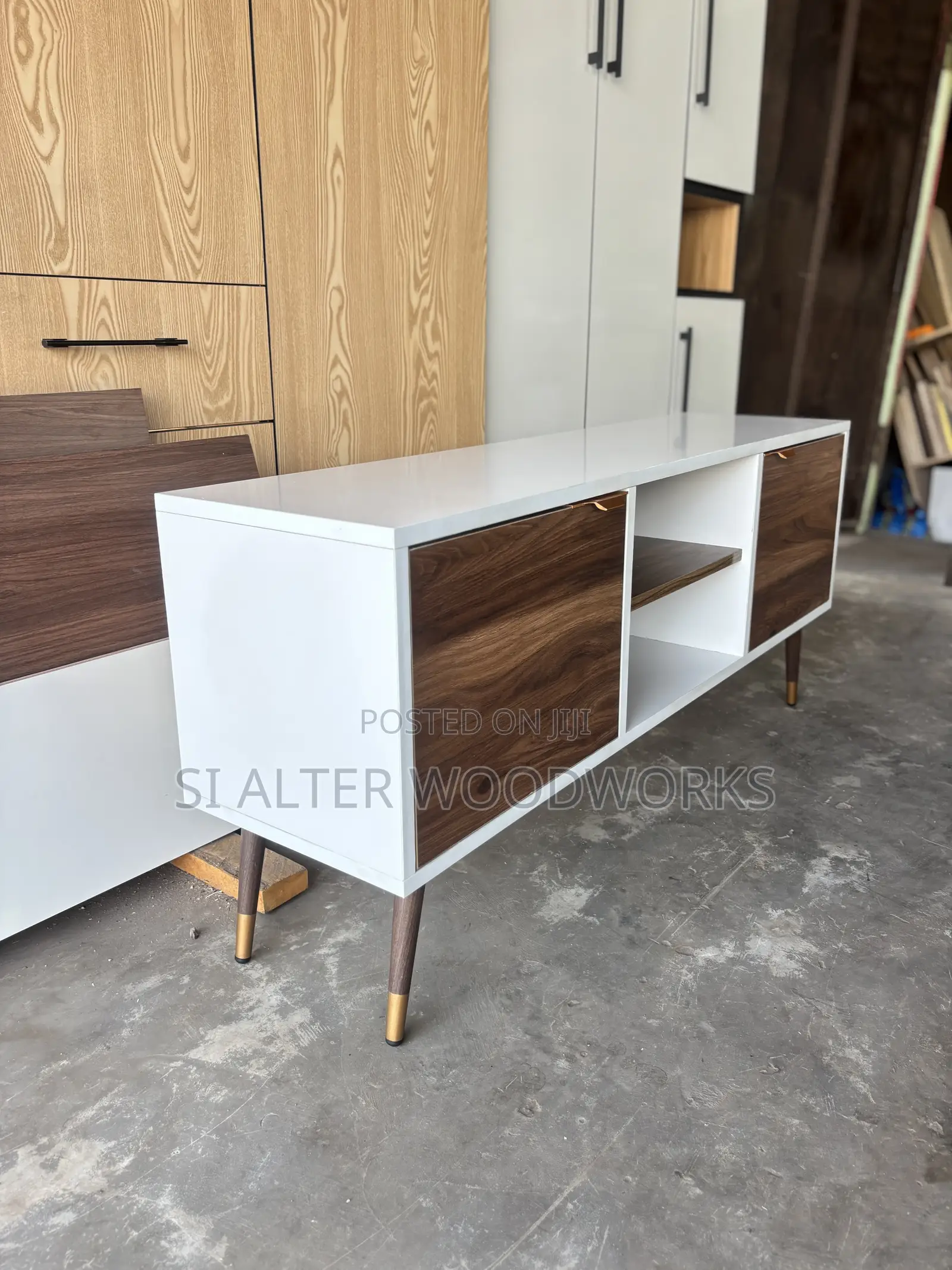 Bulk Tv Consoles