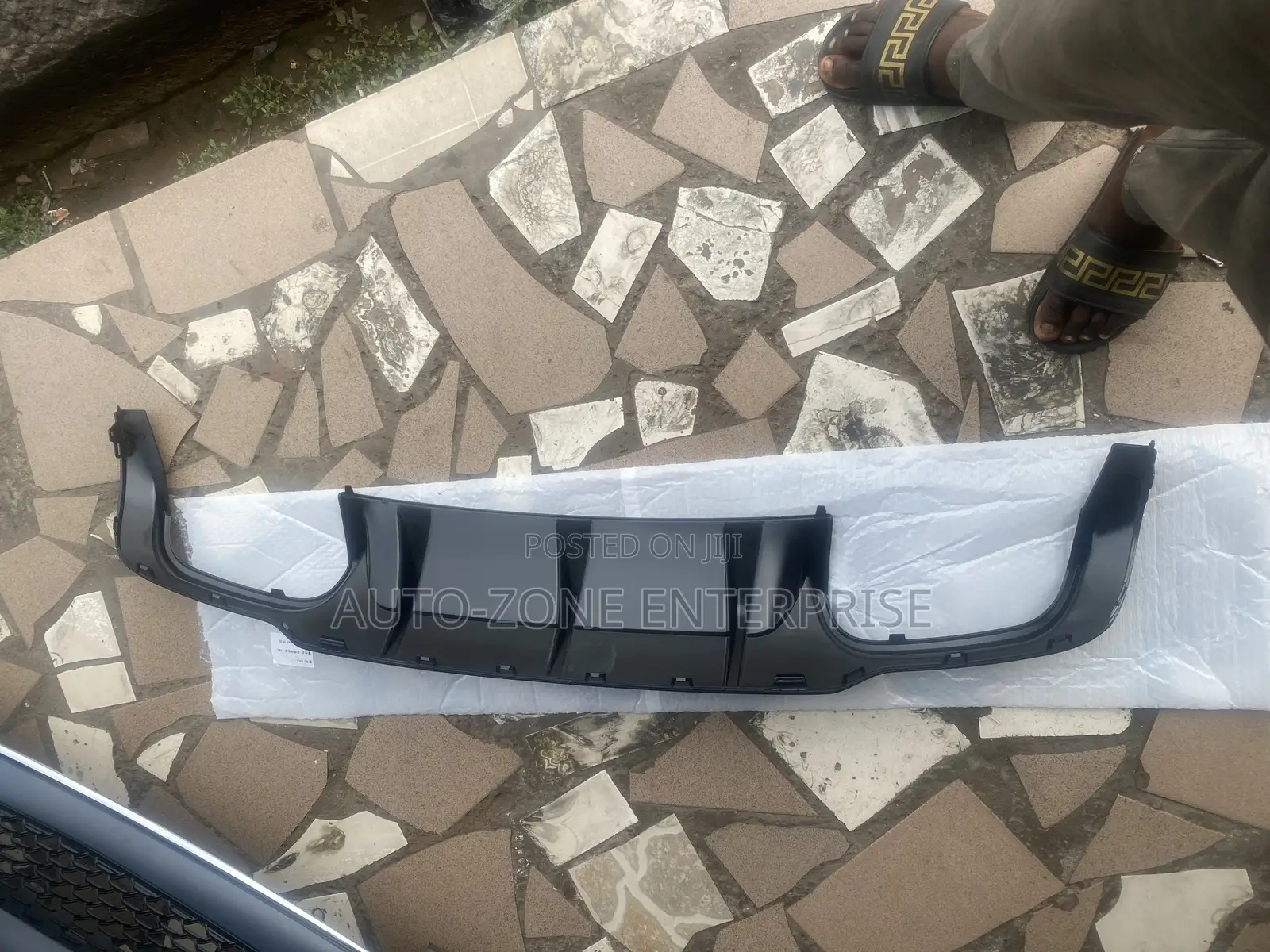 Mercedes Benz C250 Back Bumper Diffuser