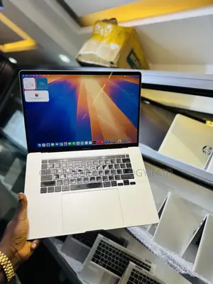 Laptop Apple MacBook Pro 2019 16GB Intel Core i9 SSD 512GB