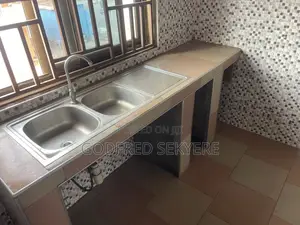 Furnished 2bdrm Apartment in Adeleke Estates, Kumasi Metropolitan