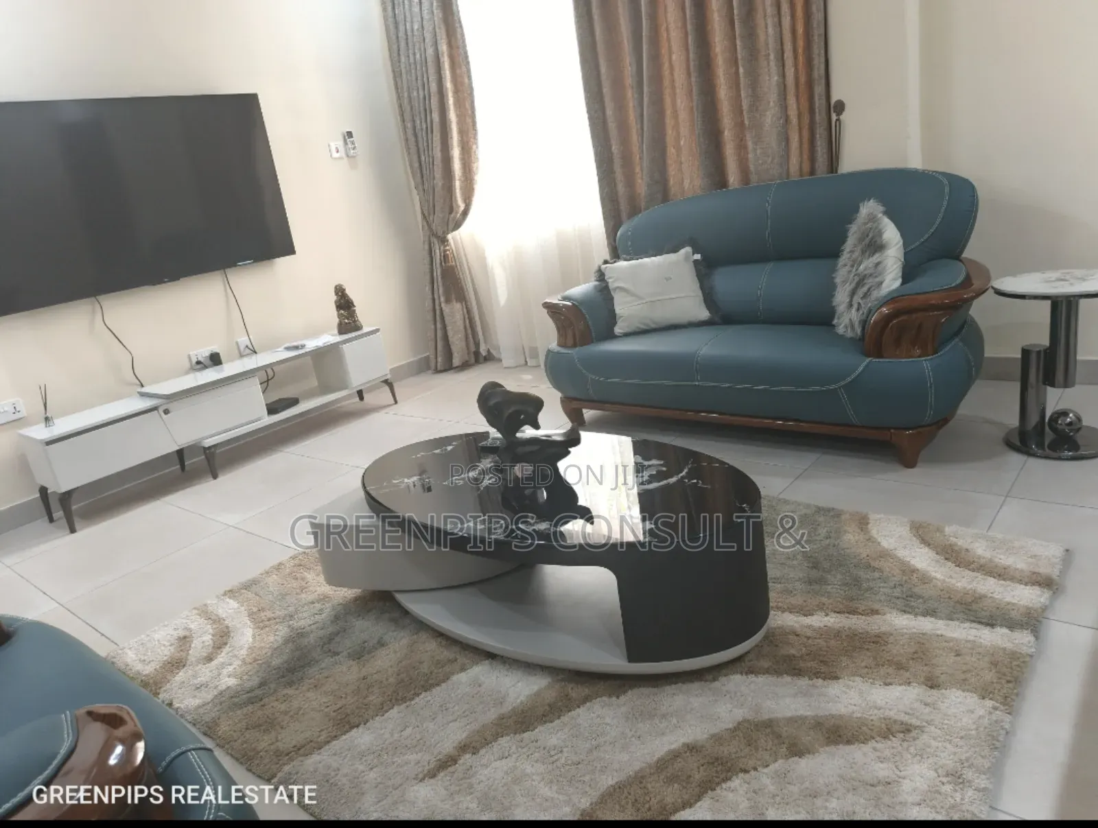 2 Bedroom and 1 Bedroom Airbnb Apartment