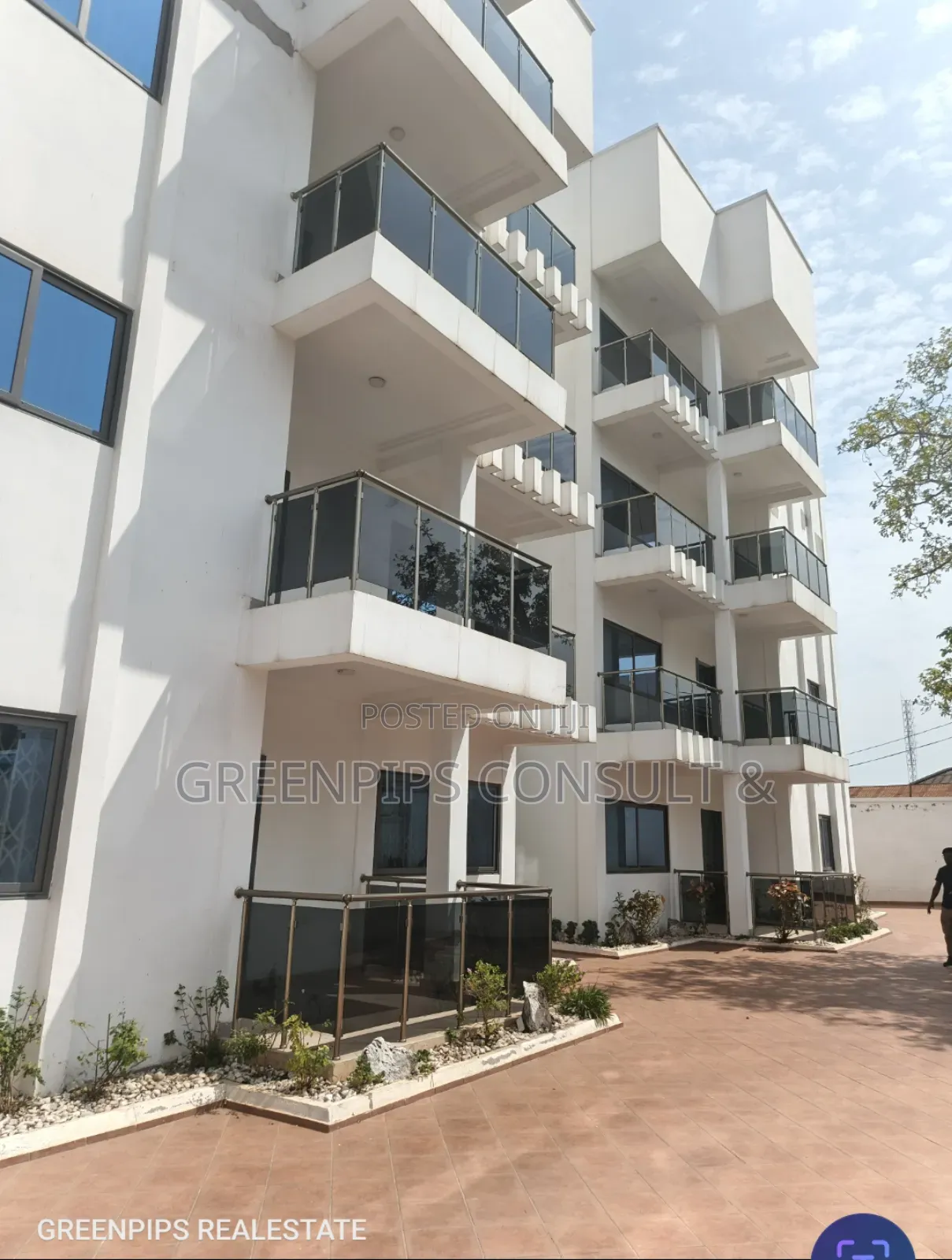 2 Bedroom and 1 Bedroom Airbnb Apartment