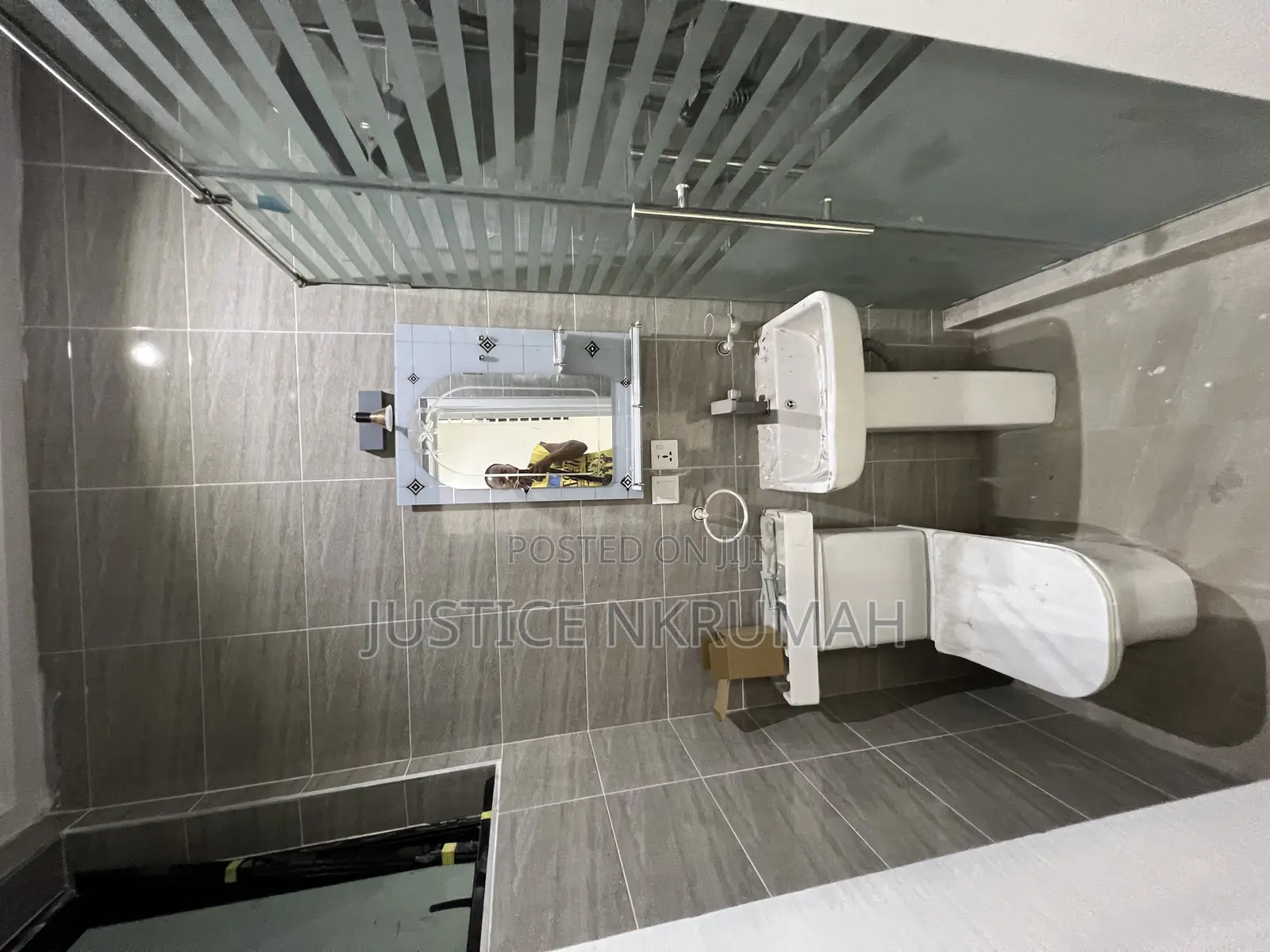 2bdrm Apartment in Mr Justice Estate, Bortiano for rent