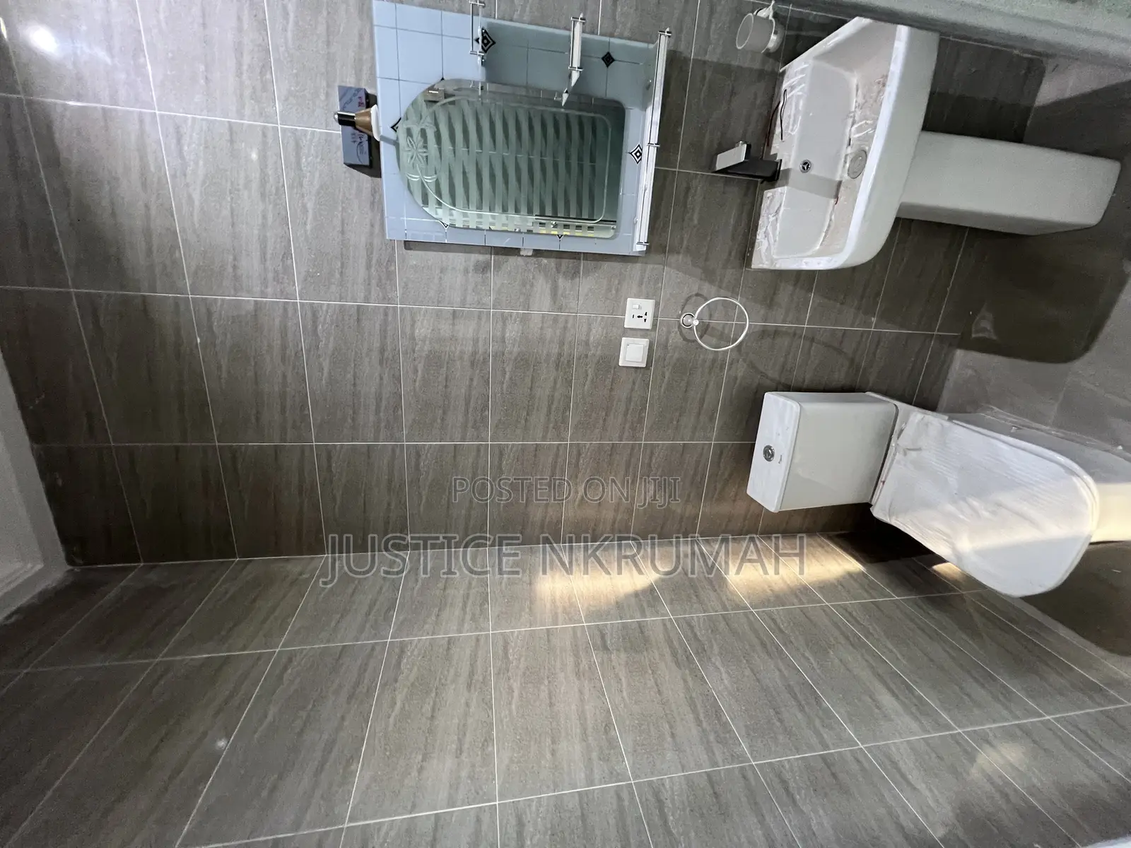 2bdrm Apartment in Mr Justice Estate, Bortiano for rent