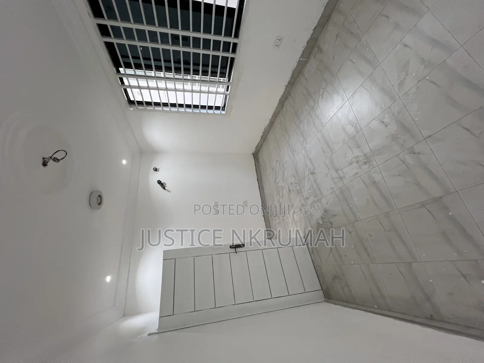2bdrm Apartment in Mr Justice Estate, Bortiano for rent