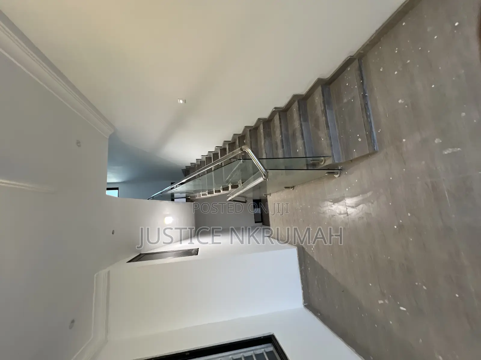 2bdrm Apartment in Mr Justice Estate, Bortiano for rent