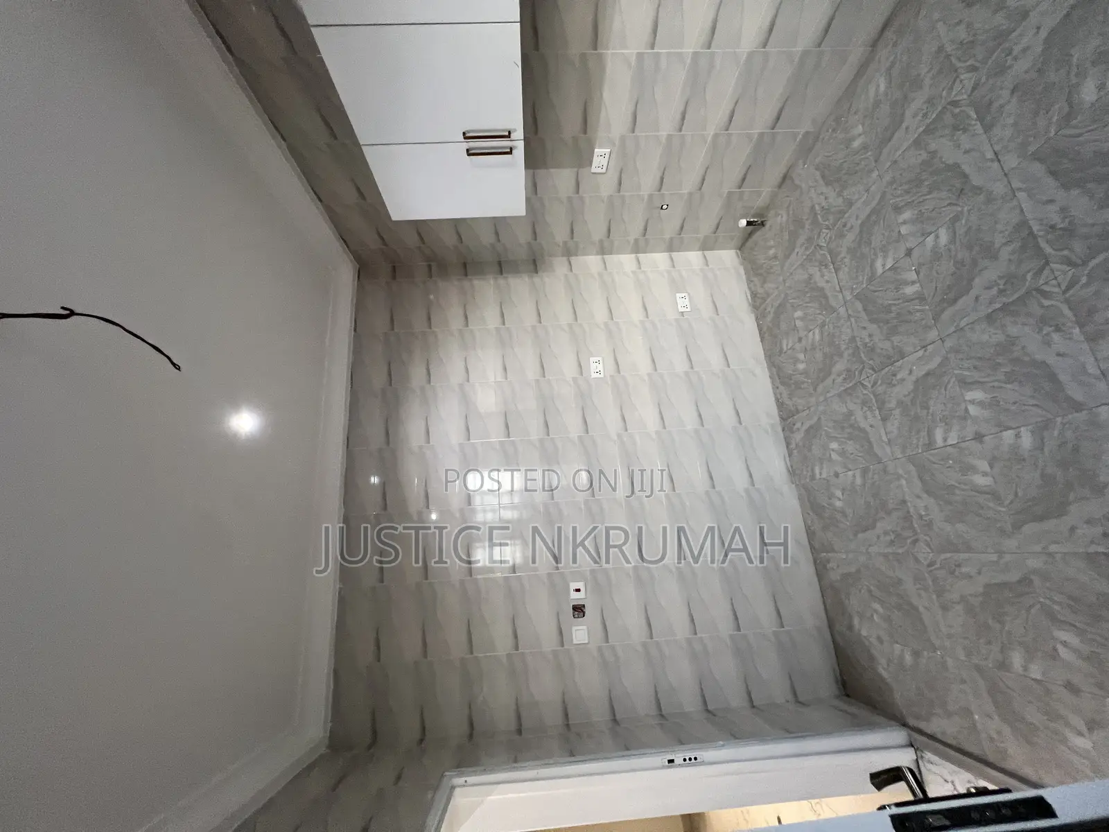 2bdrm Apartment in Mr Justice Estate, Bortiano for rent