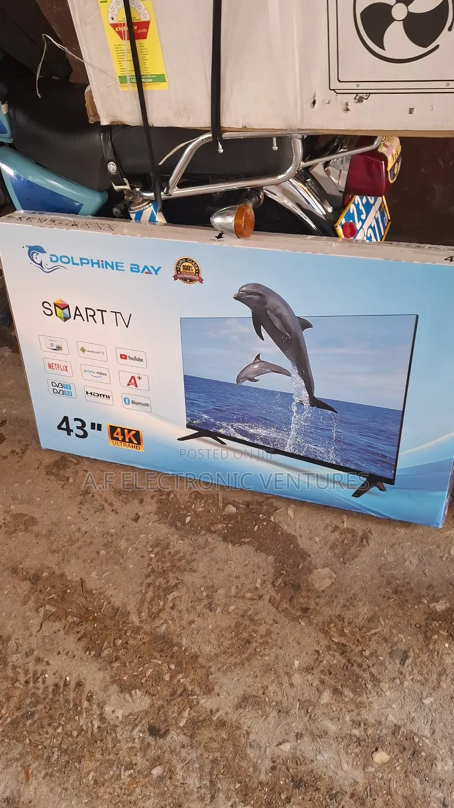 Dolphine Bay 43-Inch Smart Tv