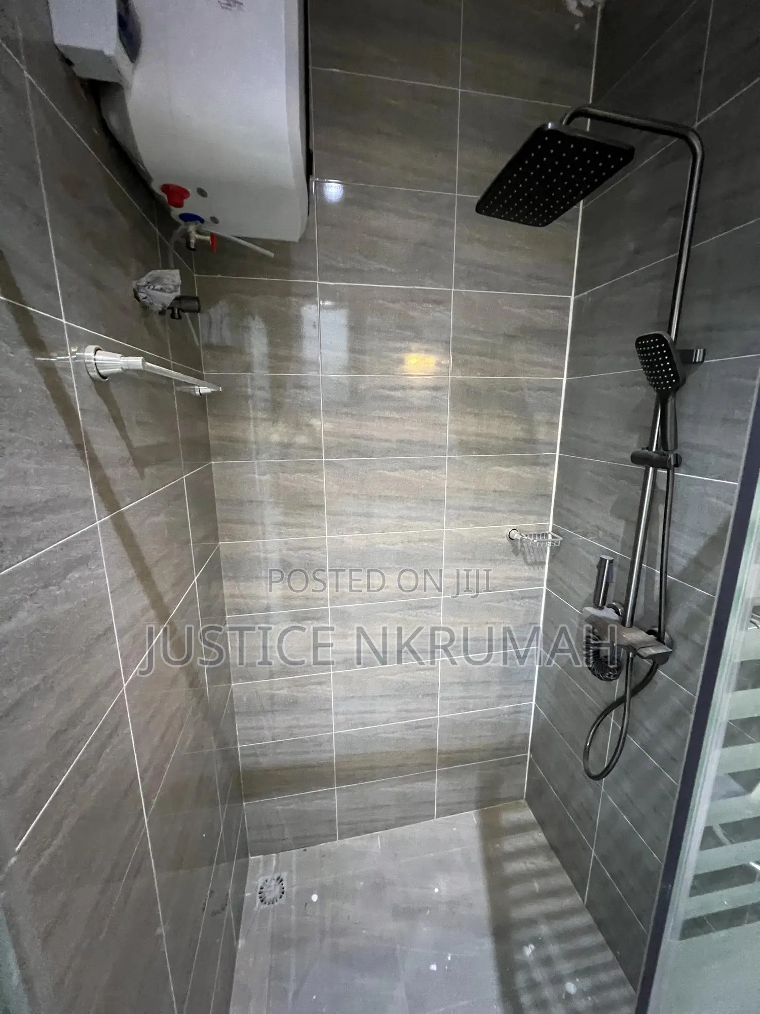 1bdrm Apartment in Mr Justice Estate, Bortiano for rent