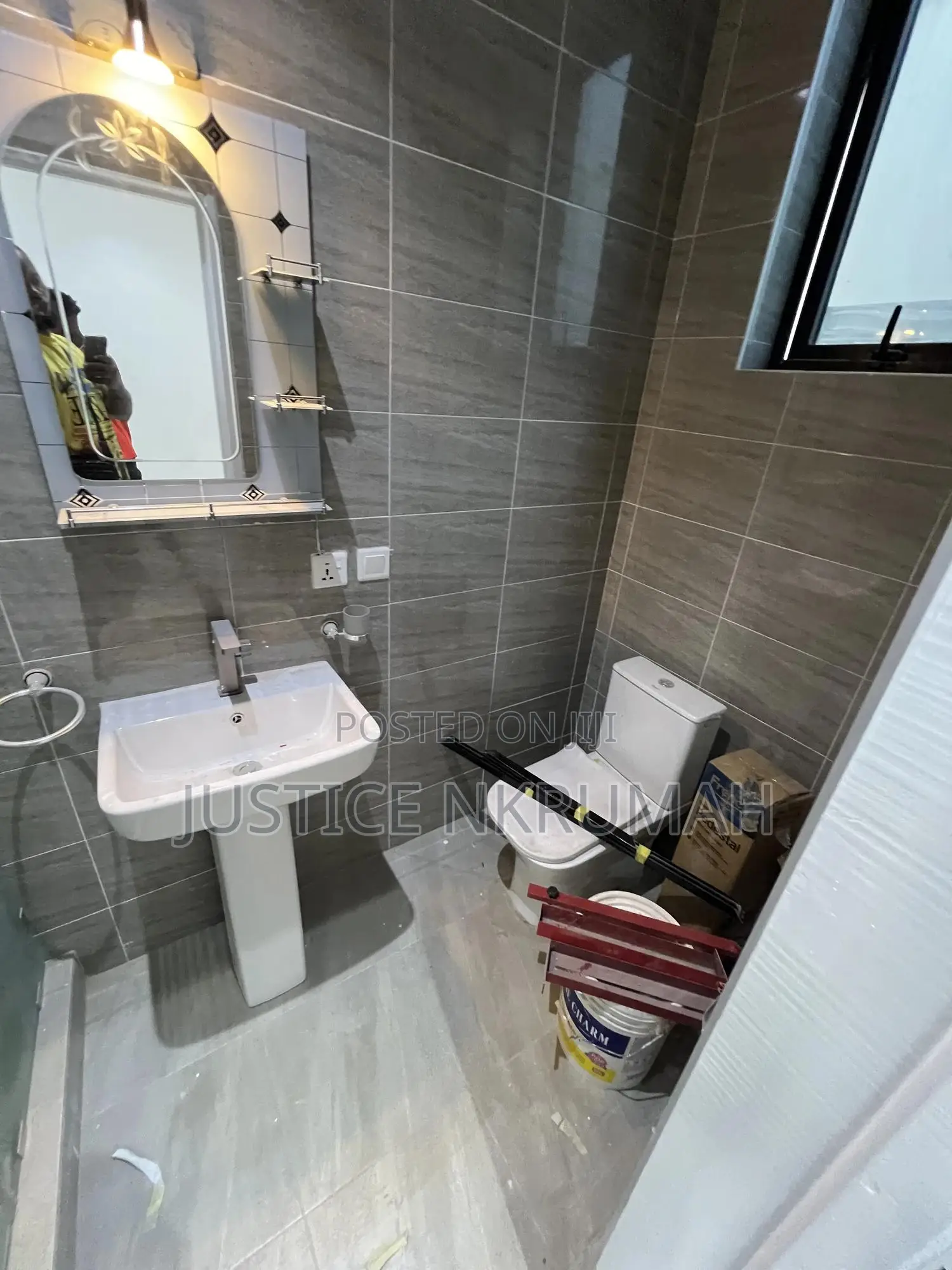1bdrm Apartment in Mr Justice Estate, Bortiano for rent