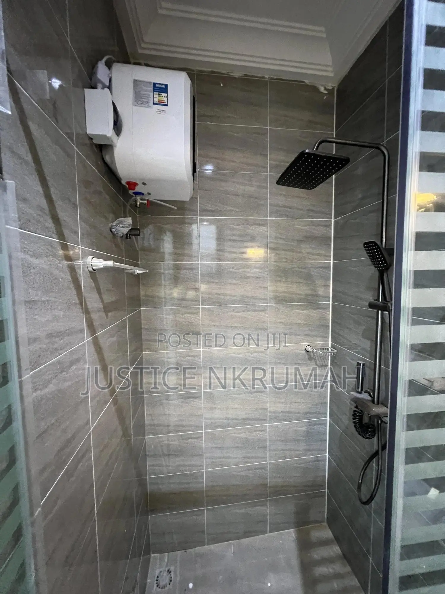 1bdrm Apartment in Mr Justice Estate, Bortiano for rent