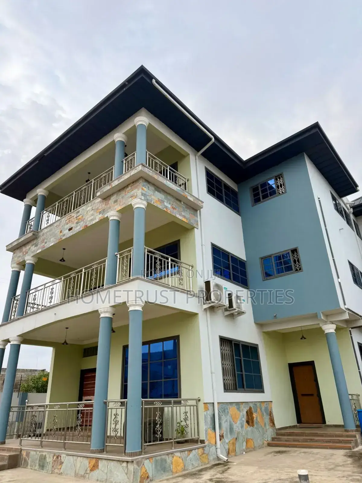 Newly Furnished 3 Bedrooms Apartment for Rent at Ga Odumase