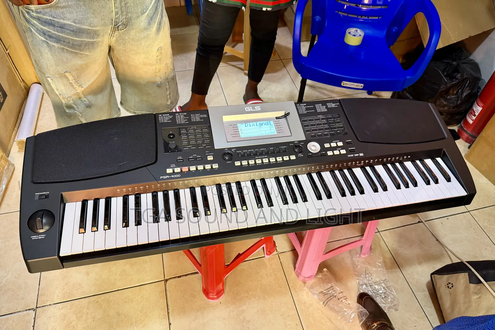 Gls Psr4000 61-keys Professional Keyboard