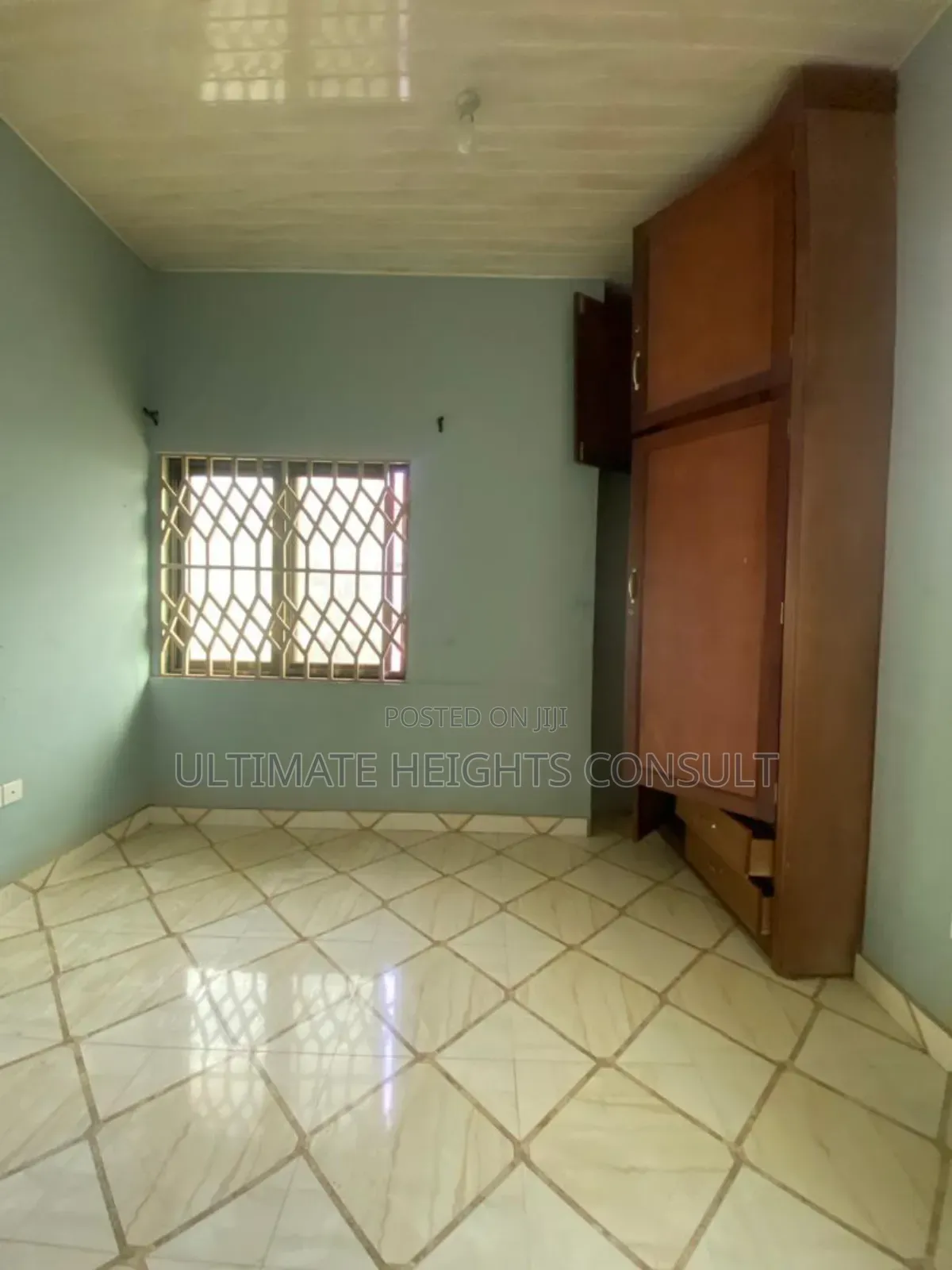 2bdrm Apartment in Kata, Kwashieman for rent