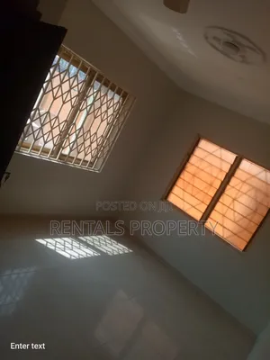 3bdrm Block of Flats in Oyarifa for rent