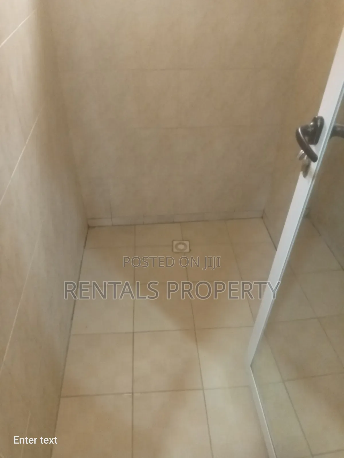 3bdrm Block of Flats in Oyarifa for rent